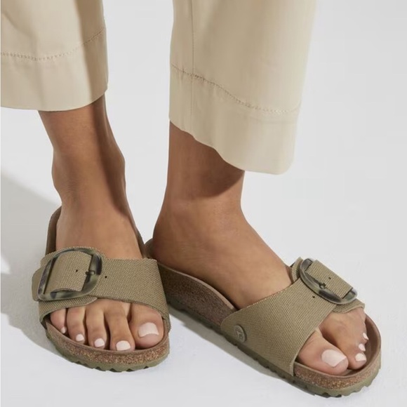 Gorgeous, Birkenstock Vegan Madrid Big Buckle❤️ - Picture 3 of 5